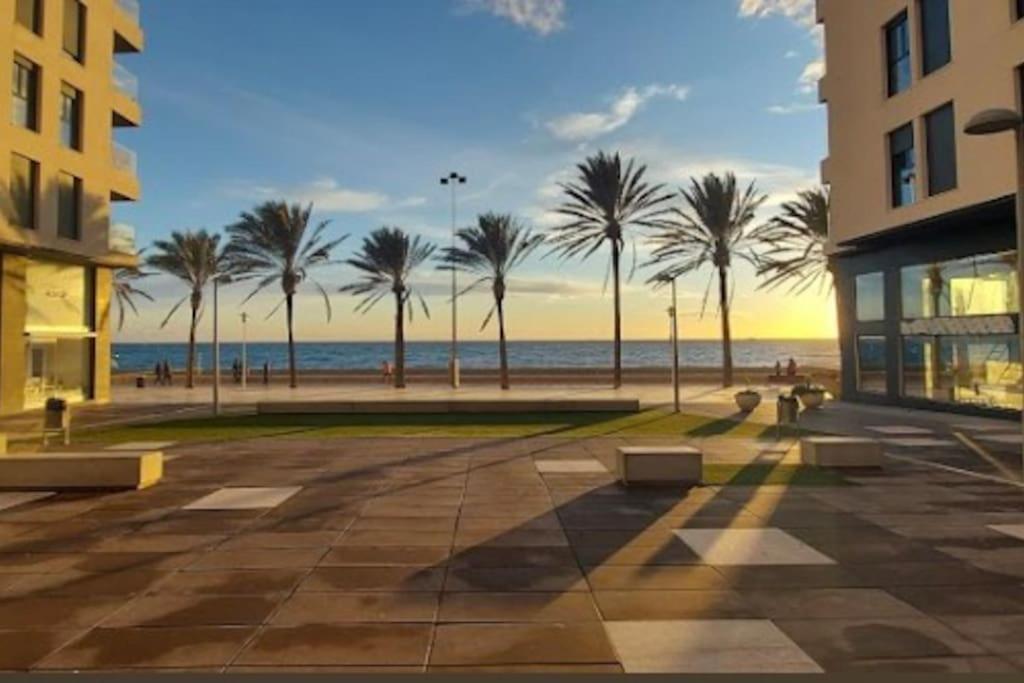 Casa Del Mar Luxury. Primera Linea De Playa Almería Kültér fotó
