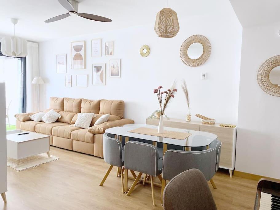 Casa Del Mar Luxury. Primera Linea De Playa Almería Kültér fotó