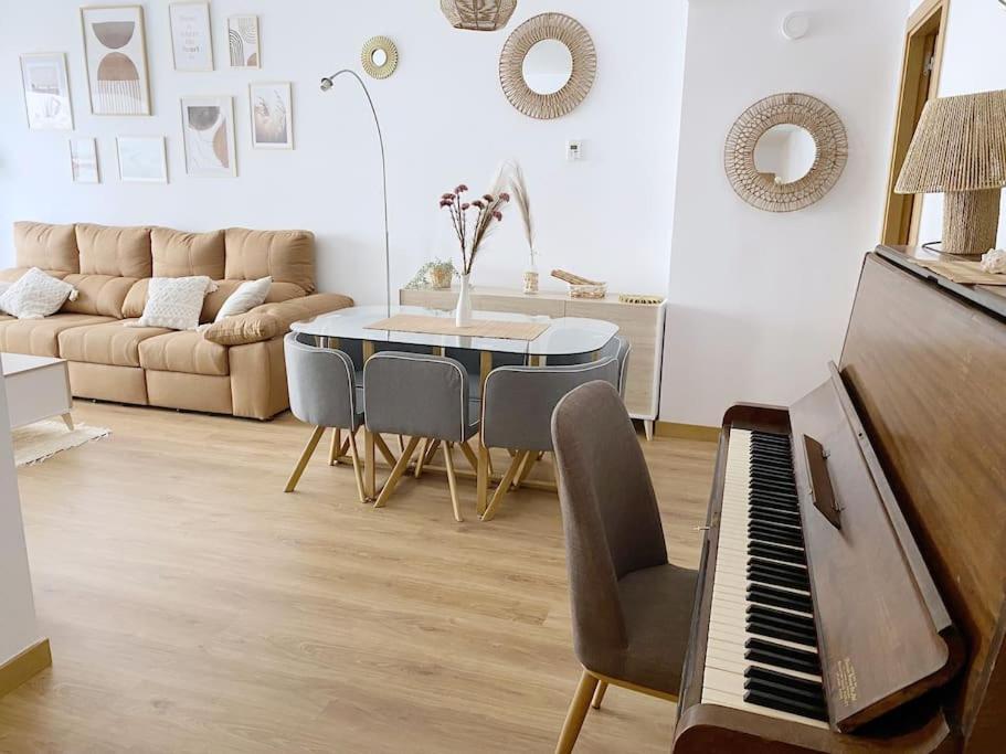 Casa Del Mar Luxury. Primera Linea De Playa Almería Kültér fotó